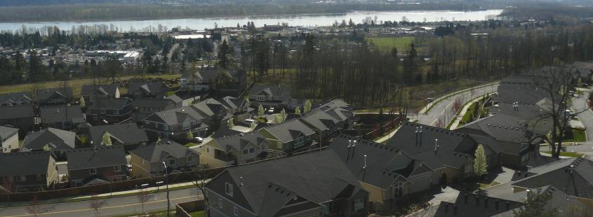 Homes with Columbia River in the Background