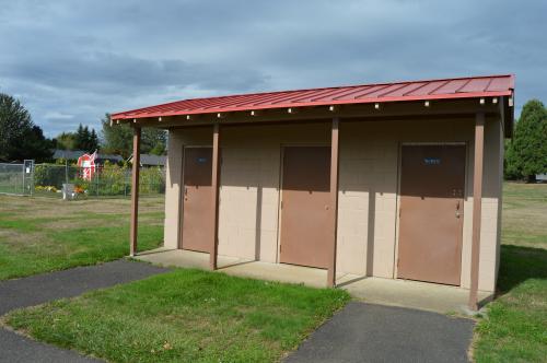 Bathrooms at Hamllik Park